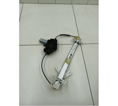 Стеклоподьемник задний правый в сборе