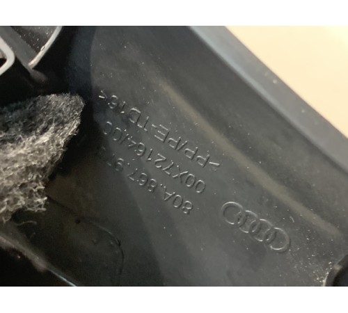 Накладка двери багажника