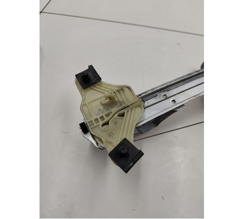 Стеклоподъёмник передний левый