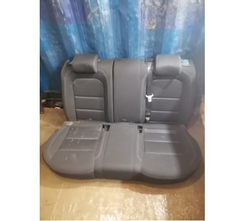 Задний ряд сидений