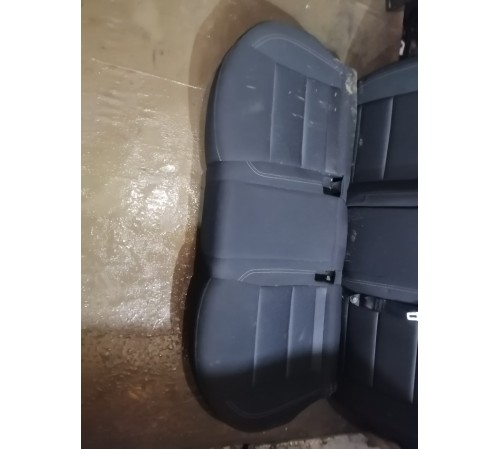 Задний ряд сидений