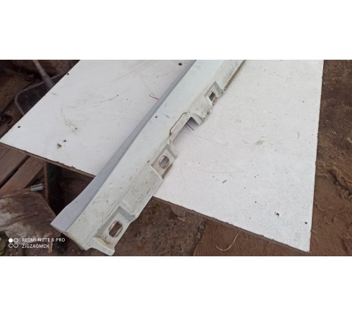 Накладка порога левая