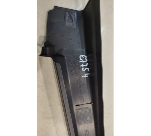 Накладка двери (передняя, правая)