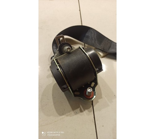 Ремень безопасности (задний левый)