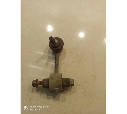 Стойка стабилизатора(правая)