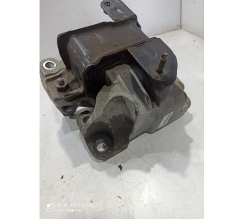 Подушка крепления двигателя