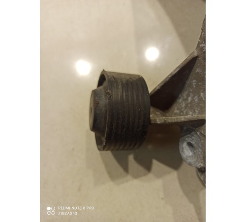 Кронштейн(крепление) генератора