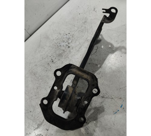 Рычаг задний левый продольный