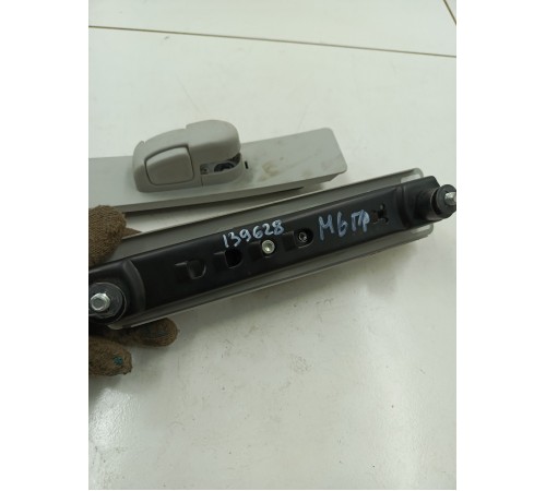 Механизм регулировки ремня по высоте