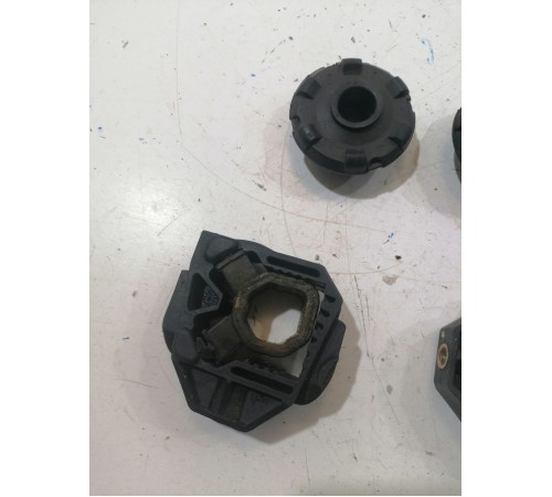 Крепления радиатора