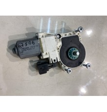 Моторчик стеклоподъемника (задний, левый)