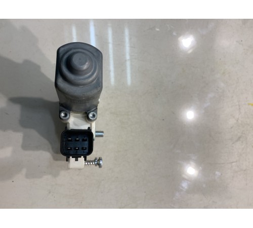 Моторчик стеклоподъемника (задний, левый)