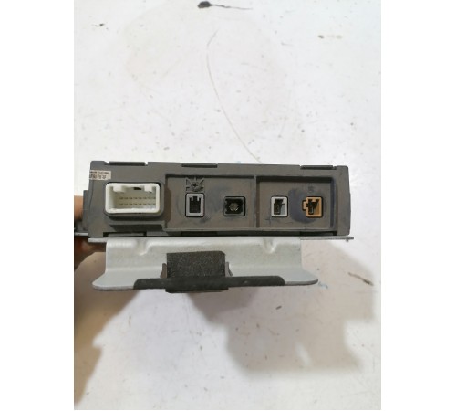 Бортовой телекоммуникационный терминал