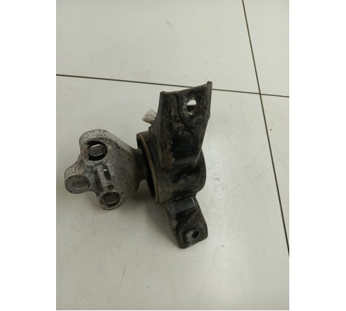 Опора двигателя