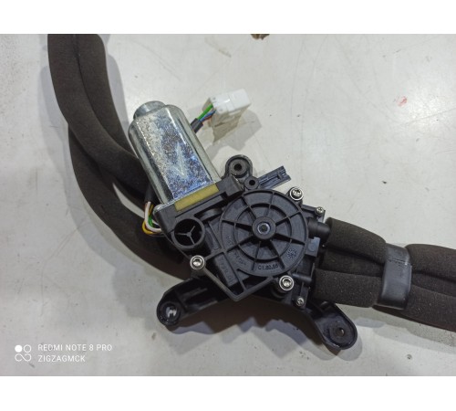 Электрошторка (задняя левая)