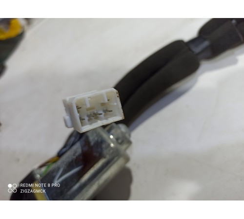 Электрошторка (задняя левая)