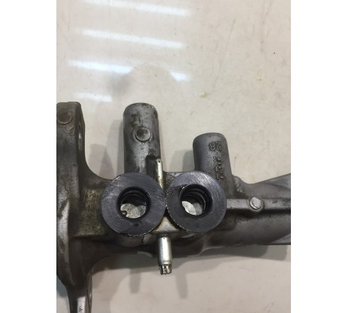 Главный тормозной цилиндр