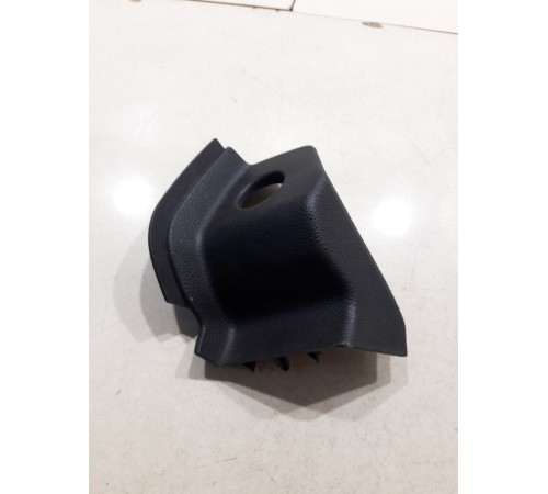 Обшивка передней стойки кузова к приборной панели