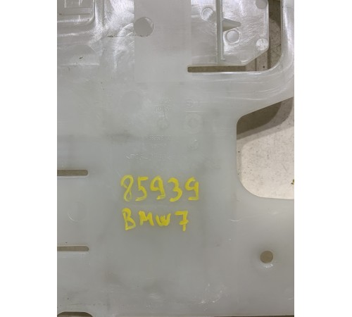 Кронштейн(крепление) салона