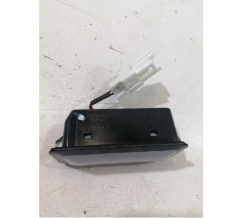 Плафон подсветки салона