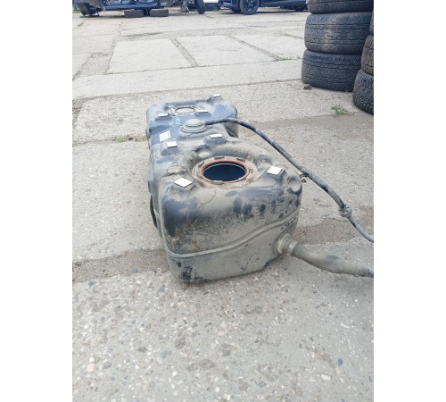 Бак топливный