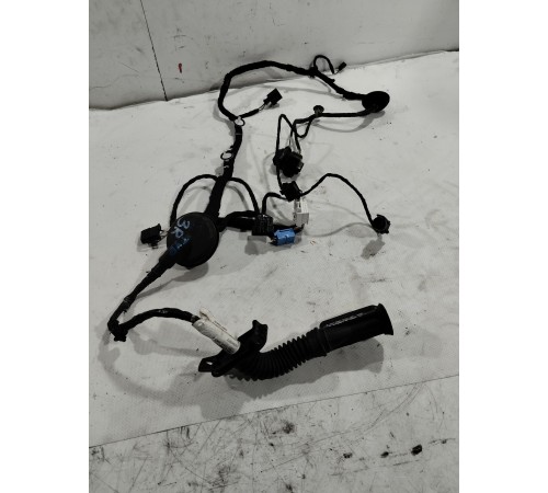 Электропроводка двери (задняя правая)