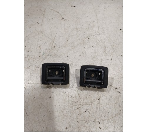 Крючок багажника