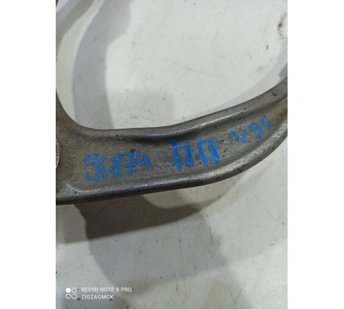 Рычаг подвески (передний, правый)