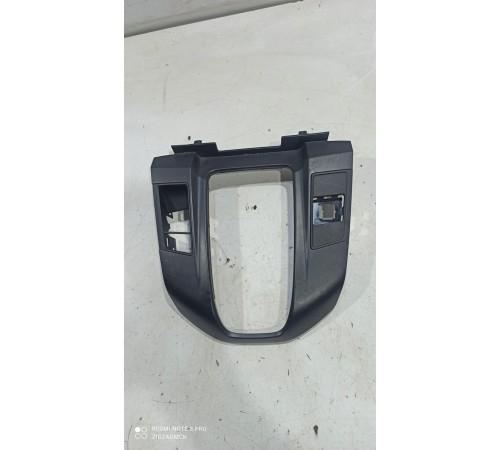 Накладка центральной консоли