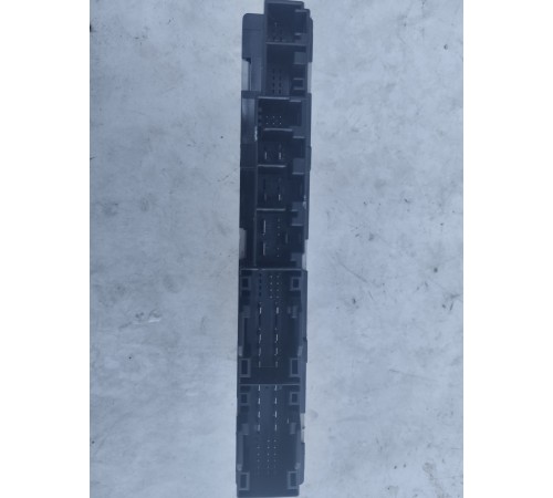 Блок управления сиденьем (передний правый)