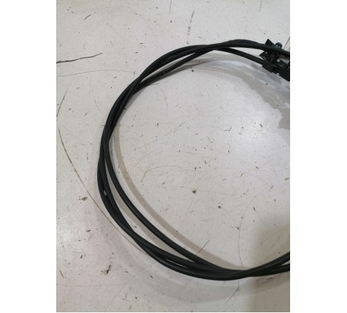 Трос открывания капота