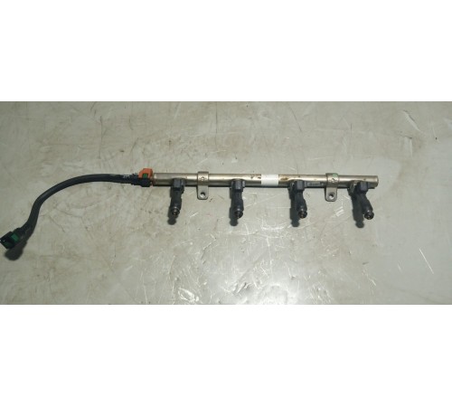 Рейка топливная (рампа)