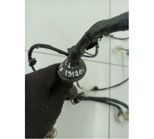 Электропроводка передняя левая