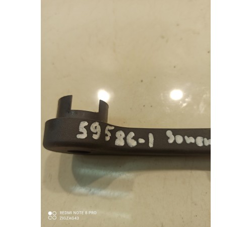 Ручка открывания капота