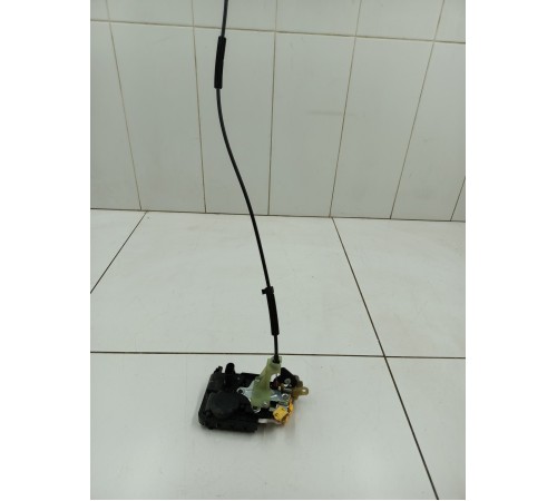 Замок двери передний правый