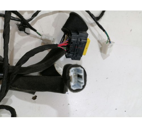 Проводка двери передняя правая