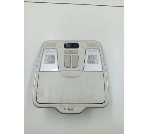 Плафон освещения салона