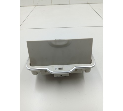 Плафон освещения салона