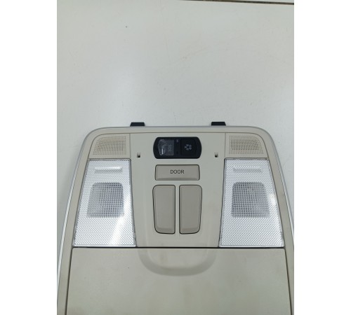 Плафон освещения салона