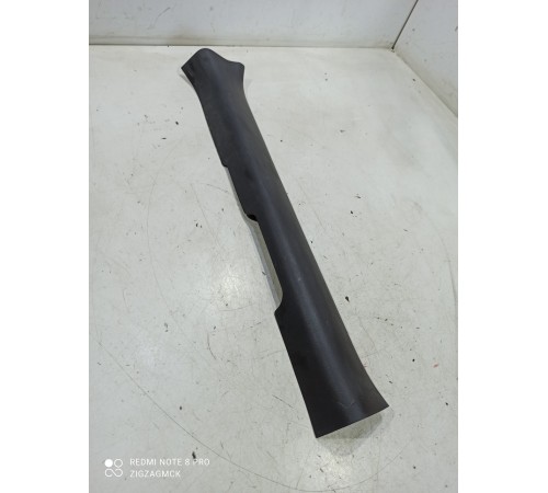 Накладка порога (передняя правая)