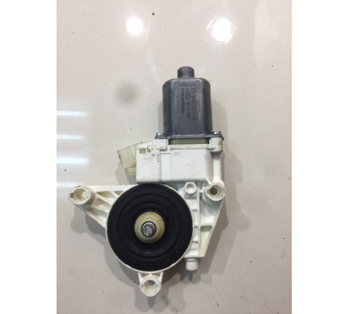 Моторчик стеклоподъемника (передний, левый)