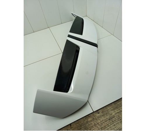 Спойлер багажника