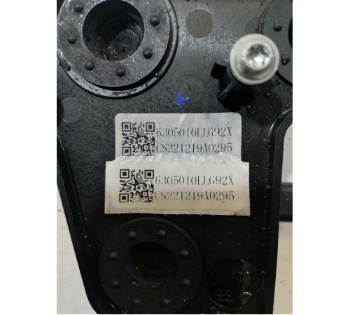 Доводчик двери крышки багажника