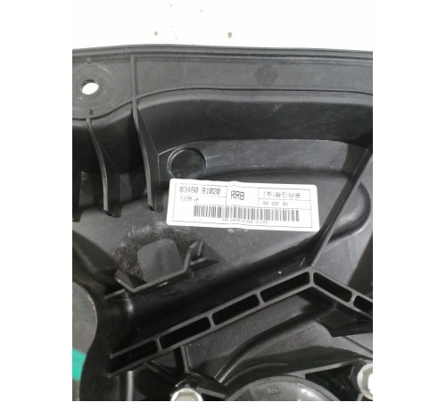 Стеклоподьемник,задний правый