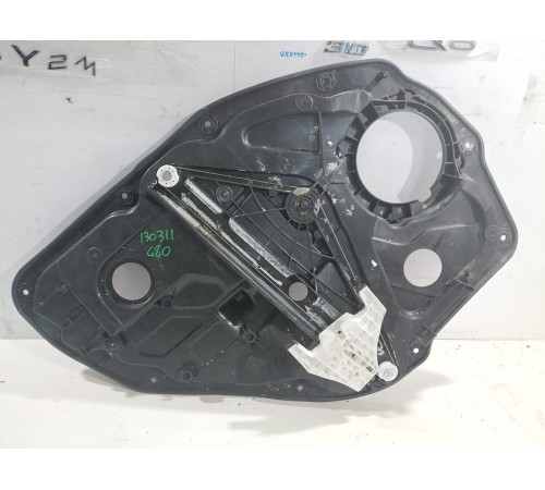 Стеклоподьемник,задний правый