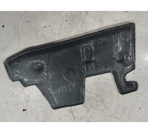 Шумоизоляция переднего левого крыла