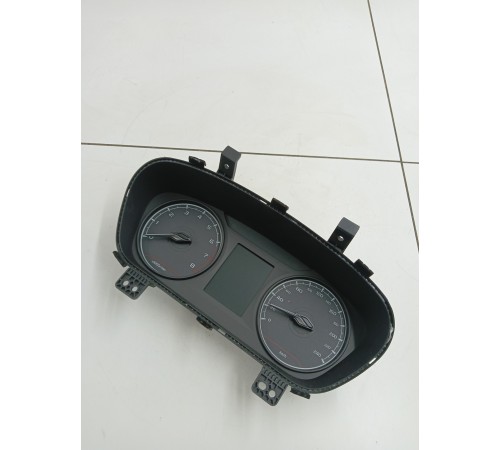 Панель приборов