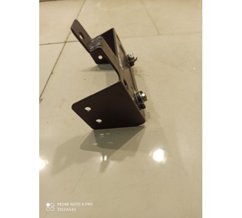 Кронштейн салона