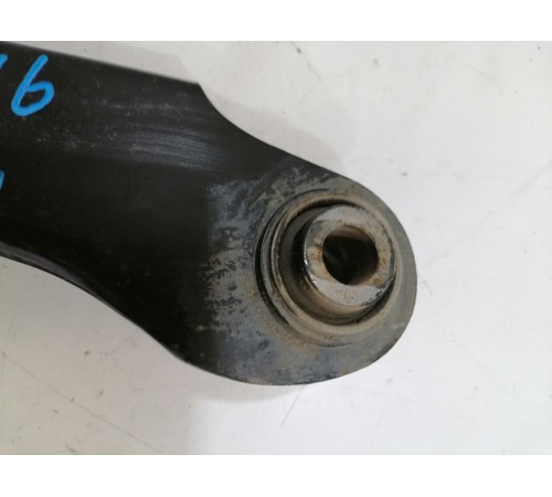 Рычаг задний правый нижний