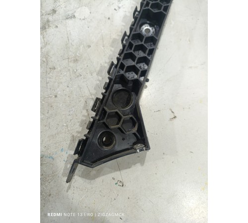 Кронштейн заднего бампера левый